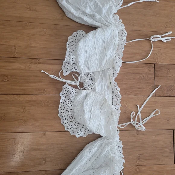 For alove and Lemons Annabelle top - Picture 2 of 2